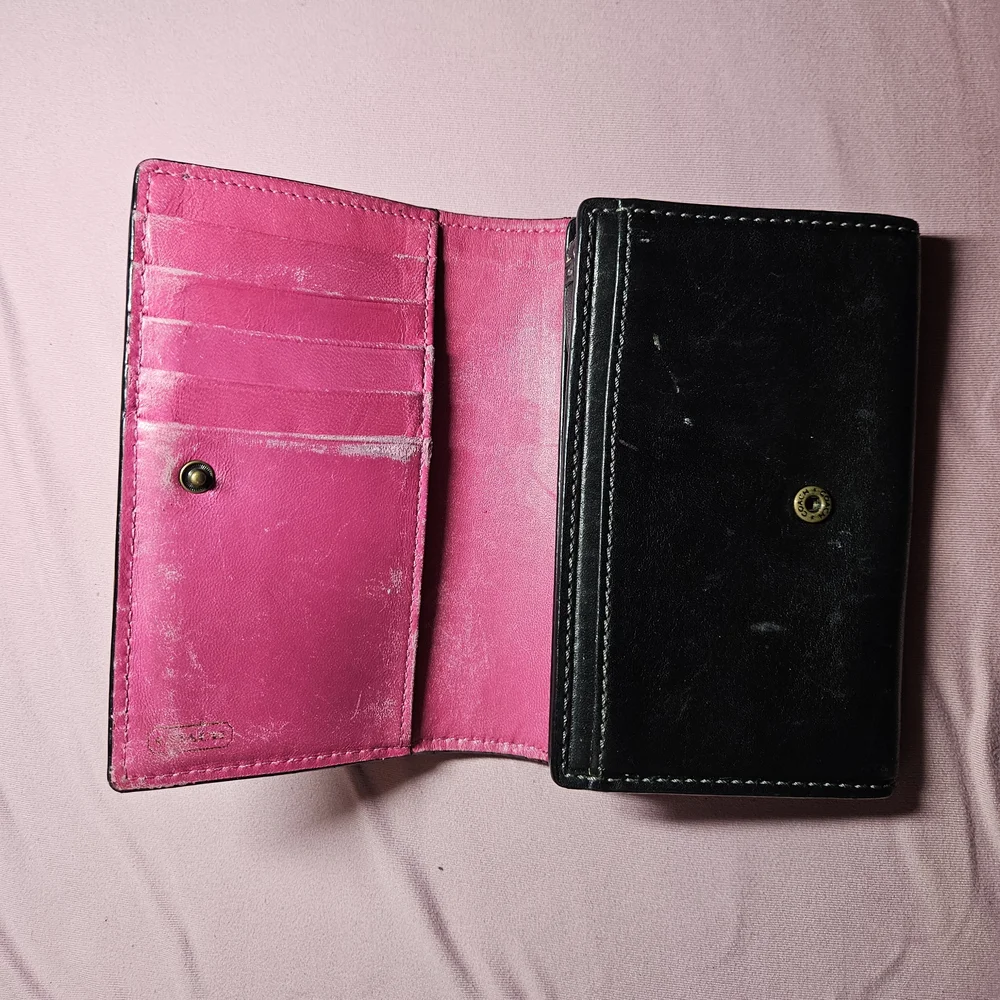 Coach Black Leather Wallet - Picture 3 of 4